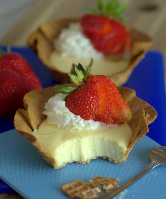 Waffle cone cheesecake cups