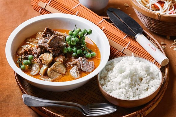 Wagyu beef short rib lemongrass curry