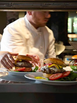 Wagyu hamburger with bacon, Gruyère and Zuni pickle
