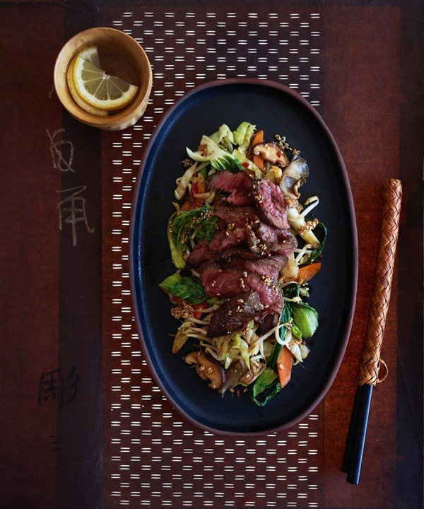 Wagyu steak with teppanyaki vegetables 