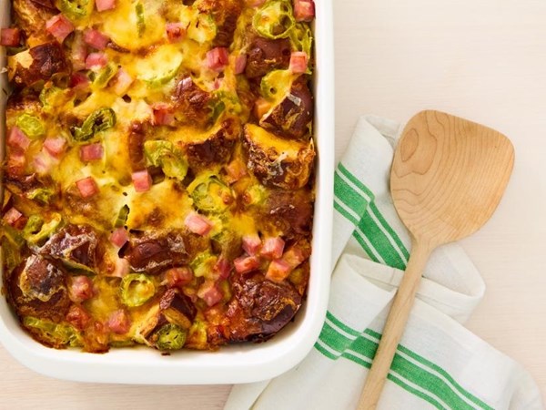 Wake and bake breakfast strata 