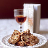 Walnut and apricot cantuccini