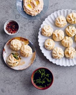 Walnut and chilli dip