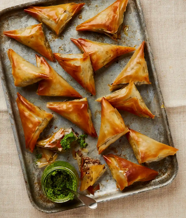Walnut and mushroom samosas