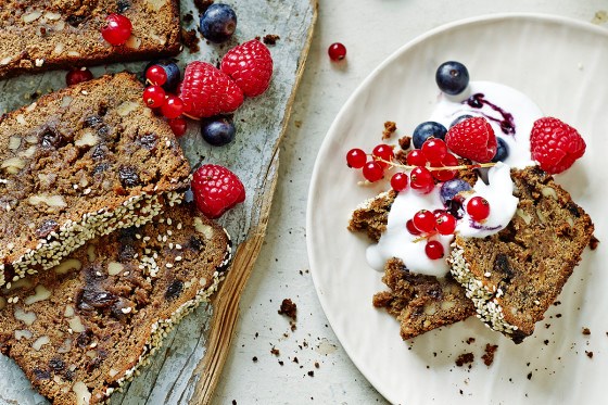 Walnut and raisin fruit loaf with ricotta and berries
