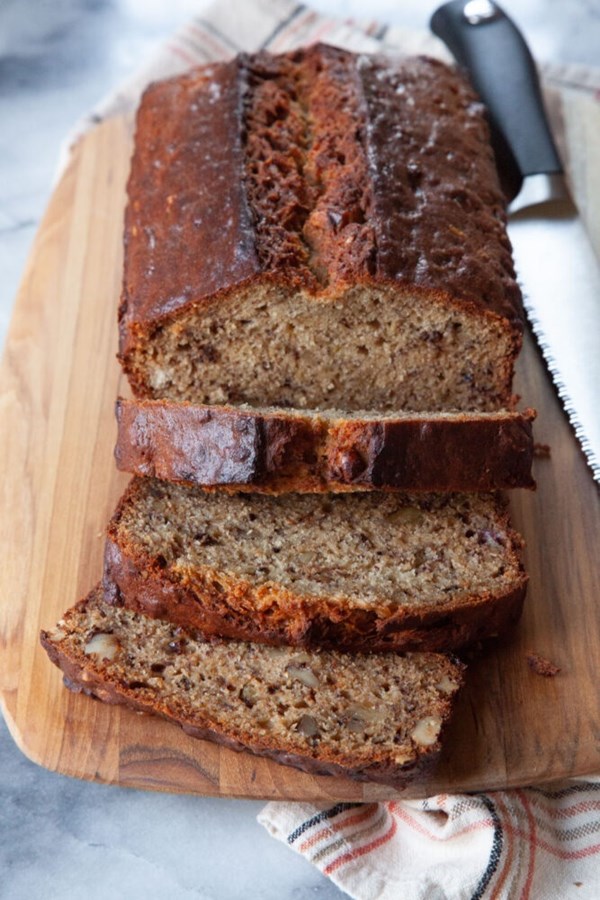 Walnut banana bread