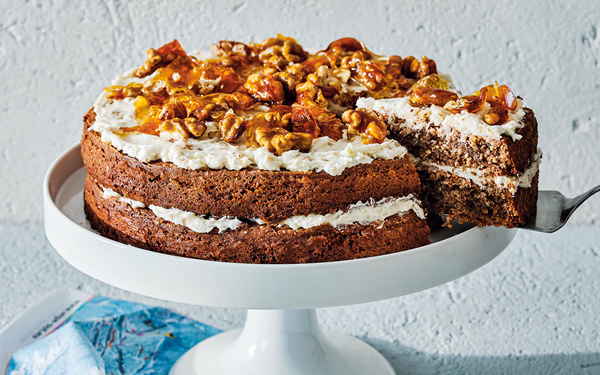 Walnut cake (Gâteau Grenoblois)