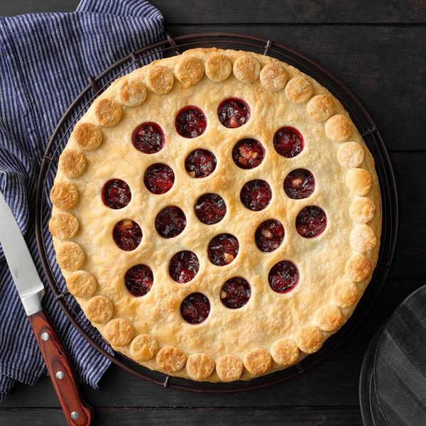 Walnut cranberry pie