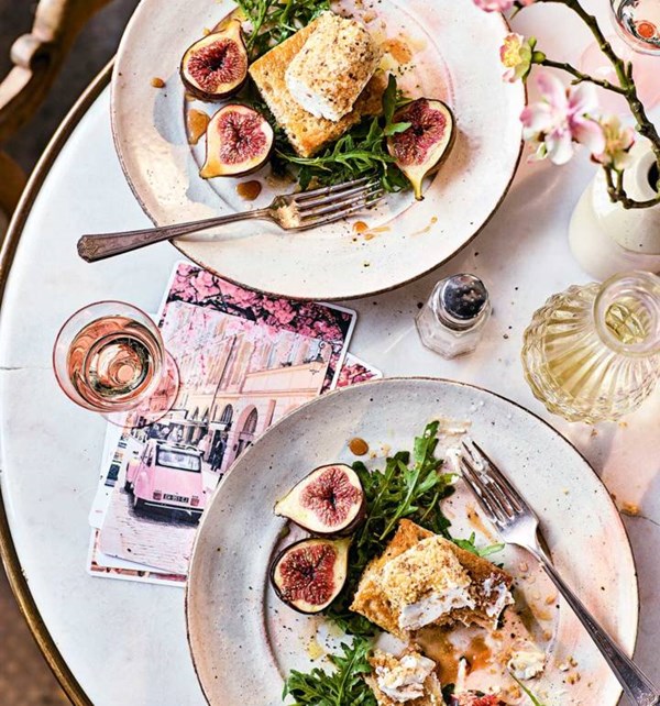 Walnut-crusted goat's cheese toasts with roasted figs [Tristan Welch]