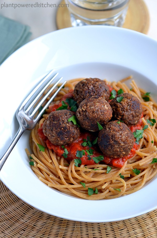 Walnut pecan balls