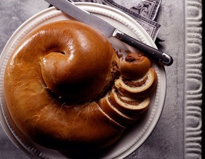 Walnut roll