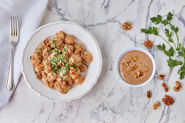  Walnut sauce (Salsa di noci)