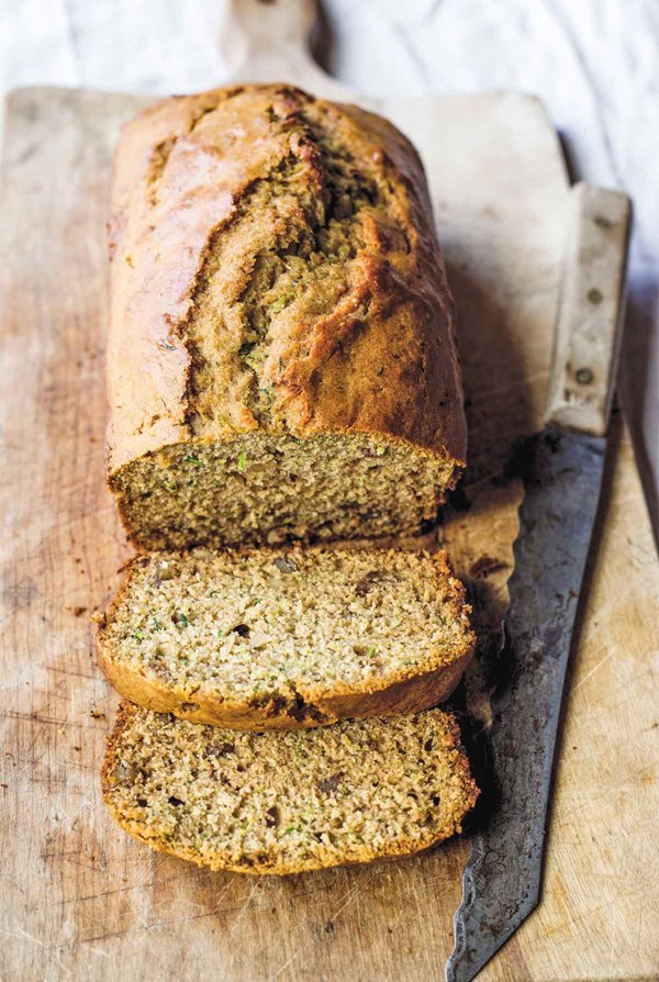 Walnut zucchini bread