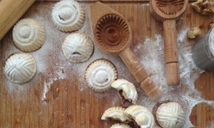 Walnuts and cinnamon cookies