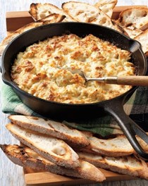 Warm artichoke dip with Parmesan crust