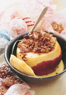 Warm baked apples with macaroon soufflé and cool custard