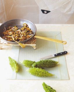 Warm bitter gourd relish (Karawila sambol)