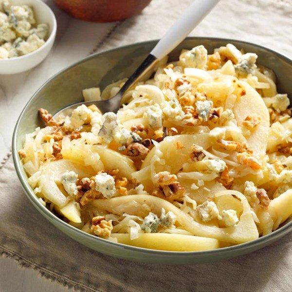 Warm cabbage, fennel & pear salad