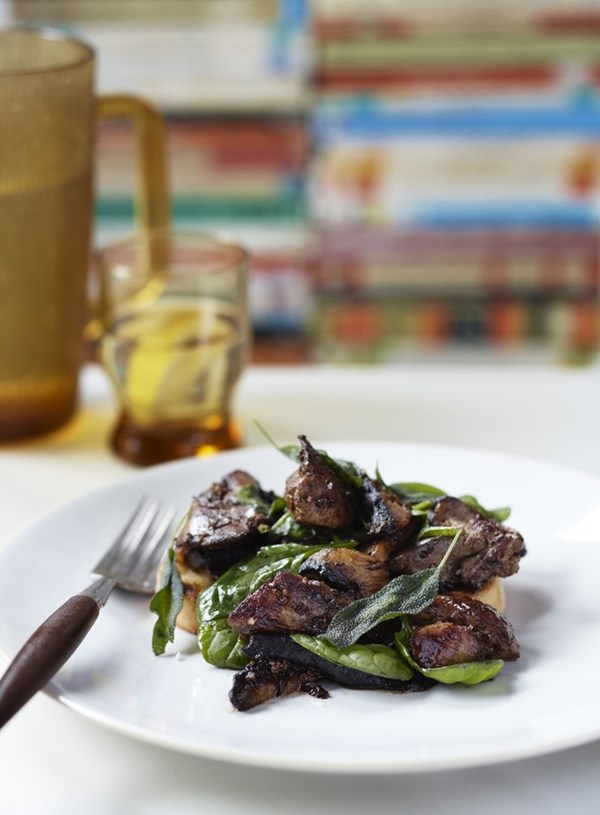 Warm chicken liver salad on garlic croutes