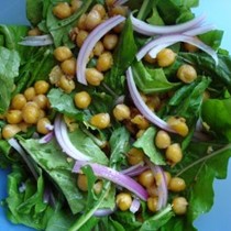 Warm chickpea salad with arugula