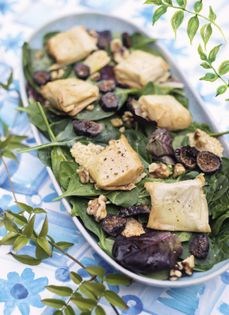 Warm goat cheese & fig salad