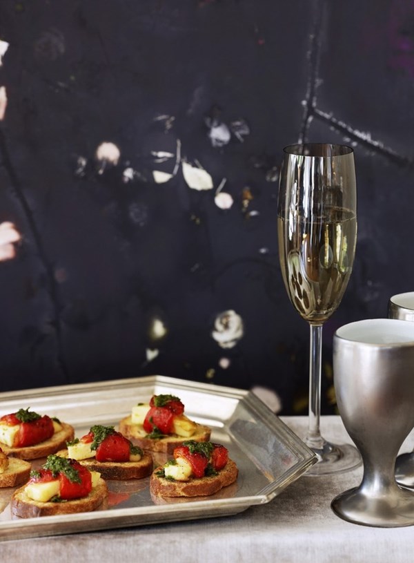 Warm haloumi and roasted capsicum crostini