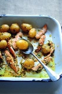Warm Jersey Royals and chicken with salmoriglio and rocket