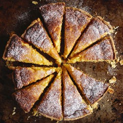 Warm lemon tart