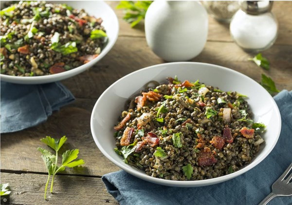 Warm lentil salad (Salade de lentilles)