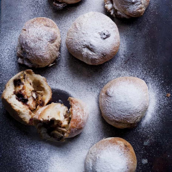 Warm marzipan buns