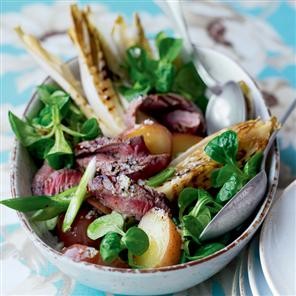 Warm potato, chicory and steak salad