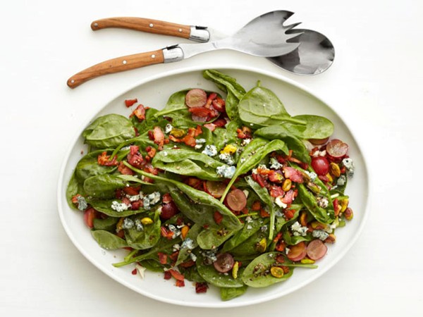 Warm spinach salad