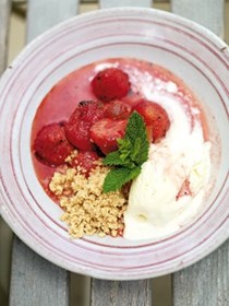 Warm strawberries with Pimm's and vanilla ice cream