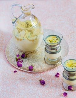 Warm sweet vermicelli drink with dates, saffron and nuts (Nani's sheer khurma)