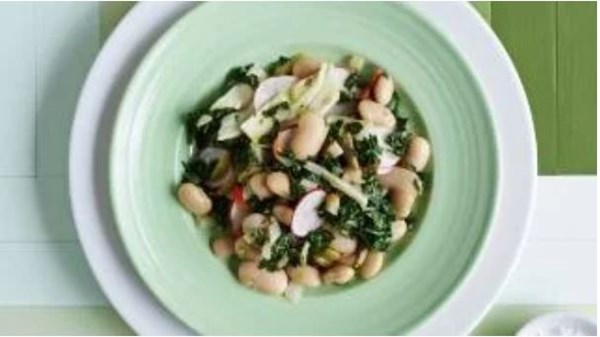 Warm winter bean salad (Fagioli in inslata)