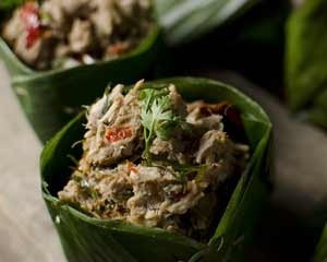 Warm young jackfruit salad