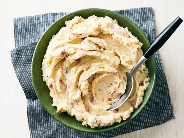 Wasabi and roasted garlic mashed potatoes