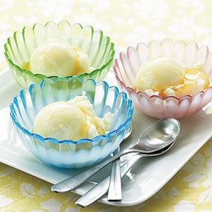 Wasabi ice cream with honey