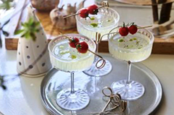 Washed tomato Martini