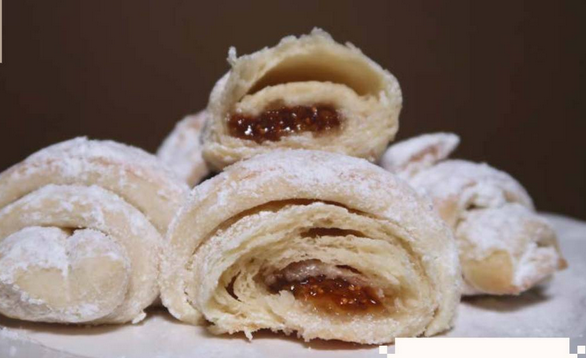 Water-proofed crescent rolls (Vodene kiflice)