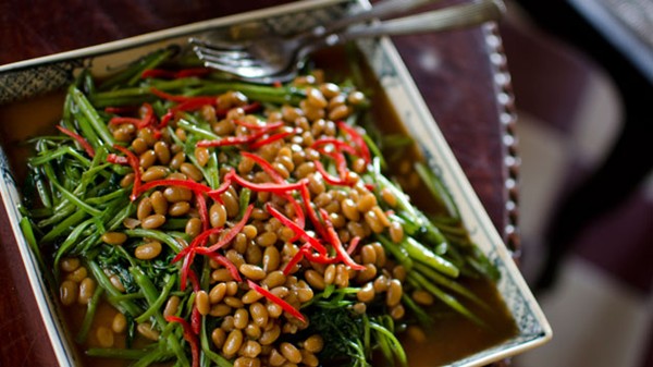 Water spinach with fermented soya beans