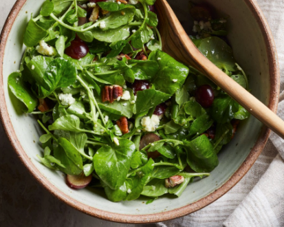 Watercress salad with grapes, blue cheese & pecans