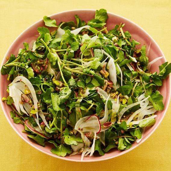 Watercress salad with pistachios