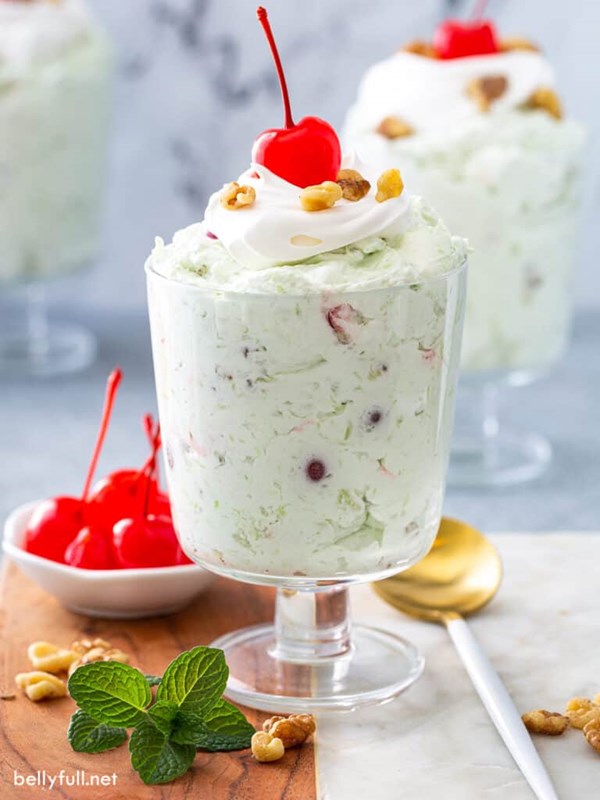 Watergate salad (Pistachio fluff)