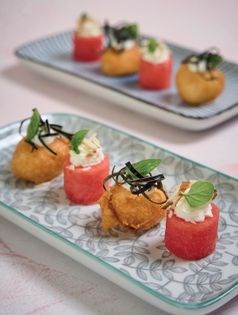 Watermelon and goat’s cheese bites (Bocconi di anguria e caprino)