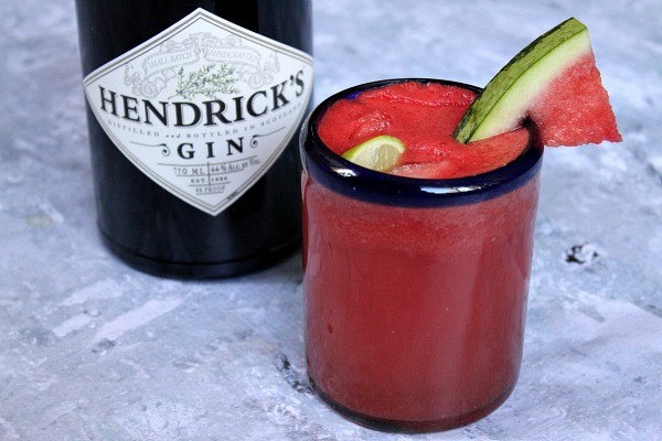 Watermelon gin fizz