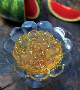 Watermelon skin preserve (Moraba-ye pust-e hendevaneh)