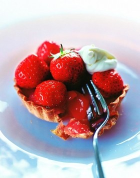 Watermelon Turkish delight and strawberry tartlets with crème fraïche