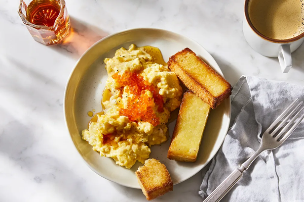 Weekend scrambled eggs