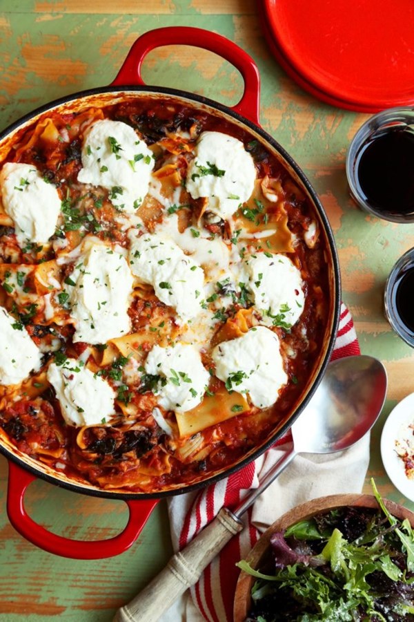 Weeknight skillet lasagna with kale and artichoke